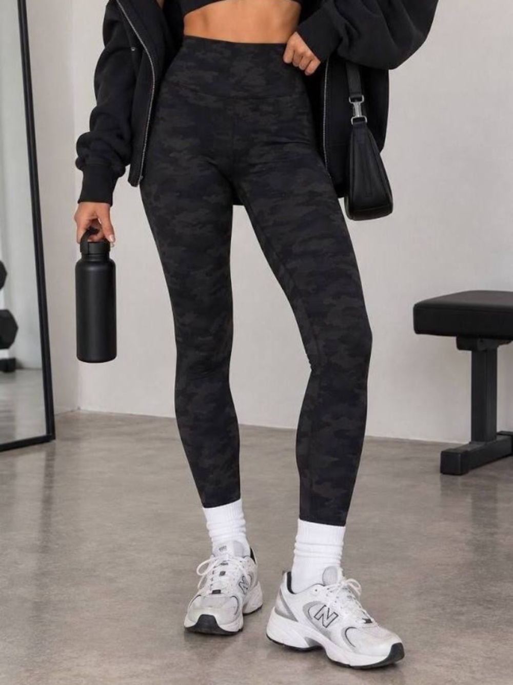 Spanx Look At Me Now Seamless Camo Leggings Black High Waisted Small FL3515